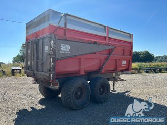 Benne agricole Demarest 13T - 1