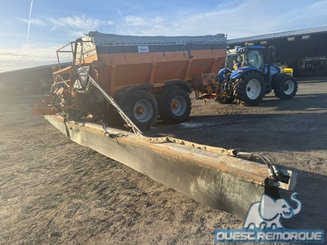 Épandage - autre Panien P 180 - 2